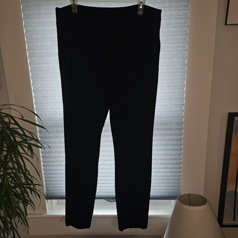 Renuar Black Straight Leg Pants